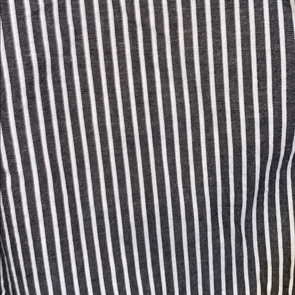 Flutter long sleeve tunic Size 3X Ava&Viv gray - Picture 4 of 4